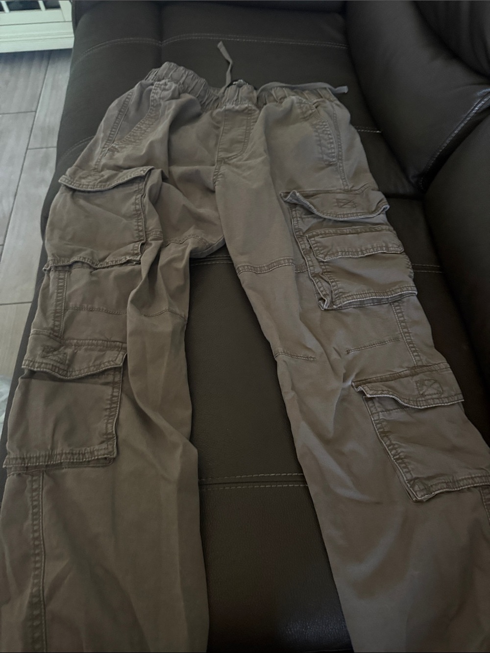 Hollister Men's Cargo Pants - Olive